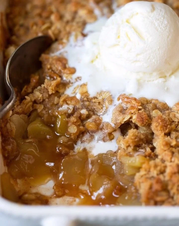 Delicious homemade apple crisp with a crunchy oat topping and tender apples
