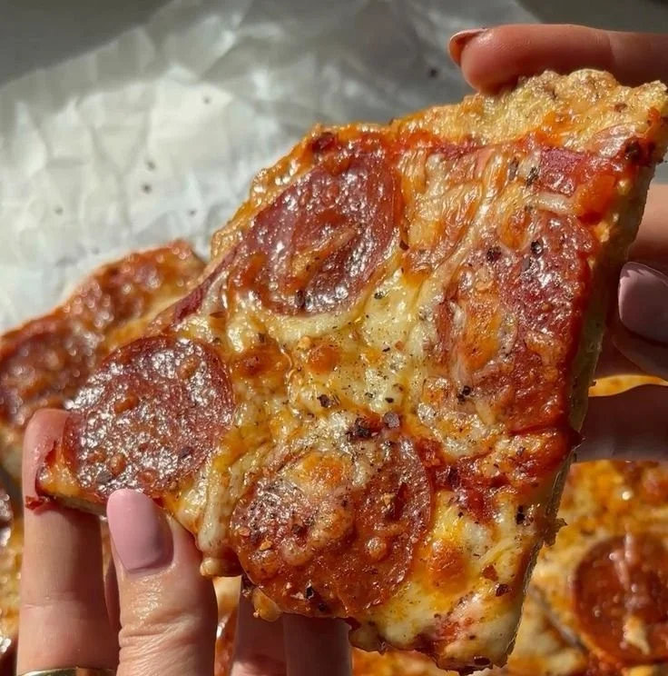 Delicious Chicken Crust Pizza served with fresh toppings and cheese