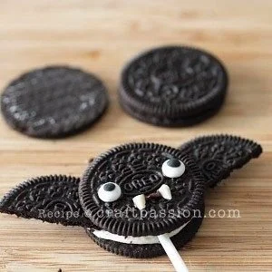 Halloween Bat Oreo Pops decorated for a spooky treat.