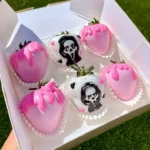 halloween themed chocolate covered strawberries 2026 08 06 192310 1