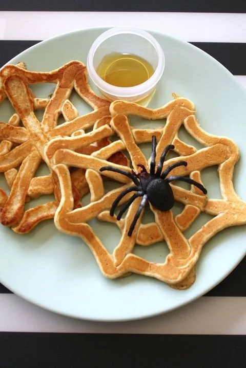 Delicious Spider Web Pancakes for a spooky Halloween breakfast